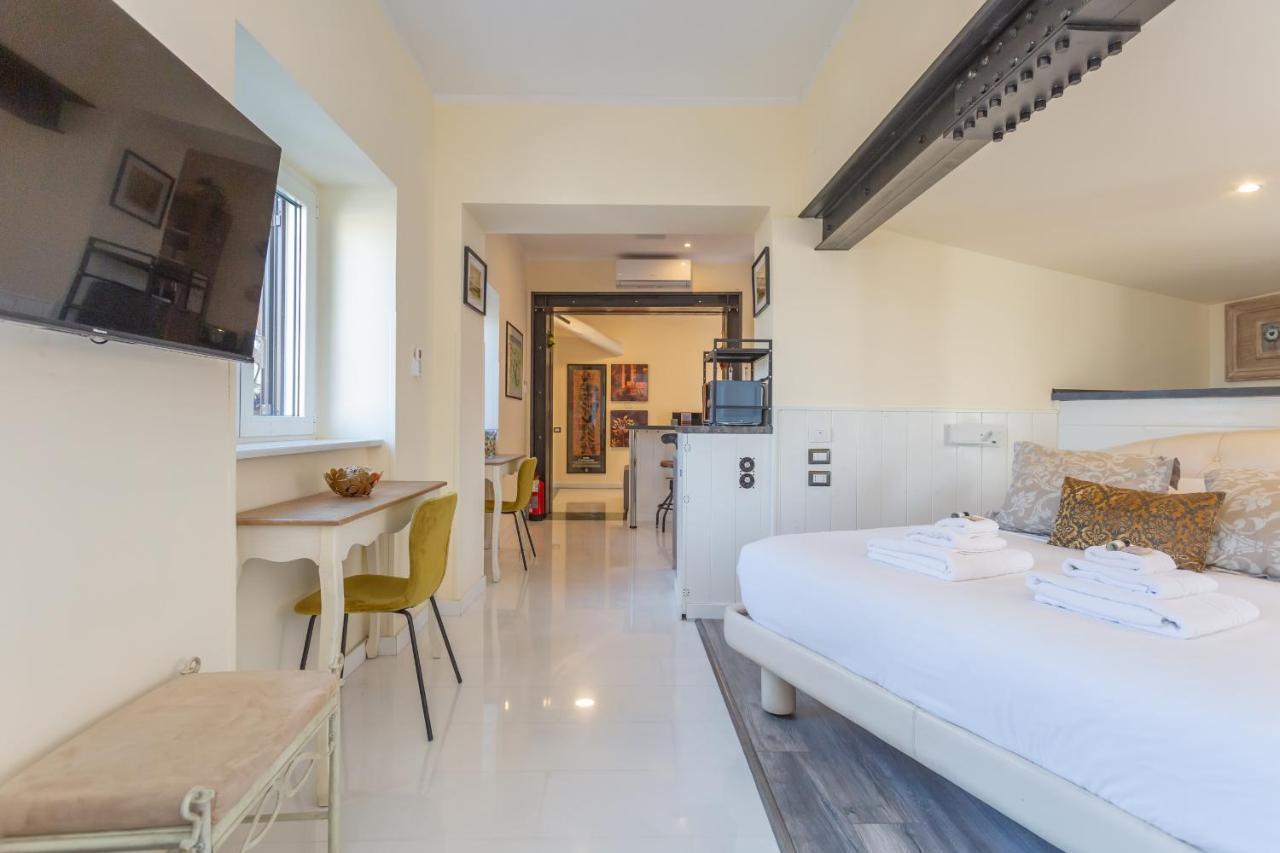 The B Rooftop Apartment Roma Esterno foto