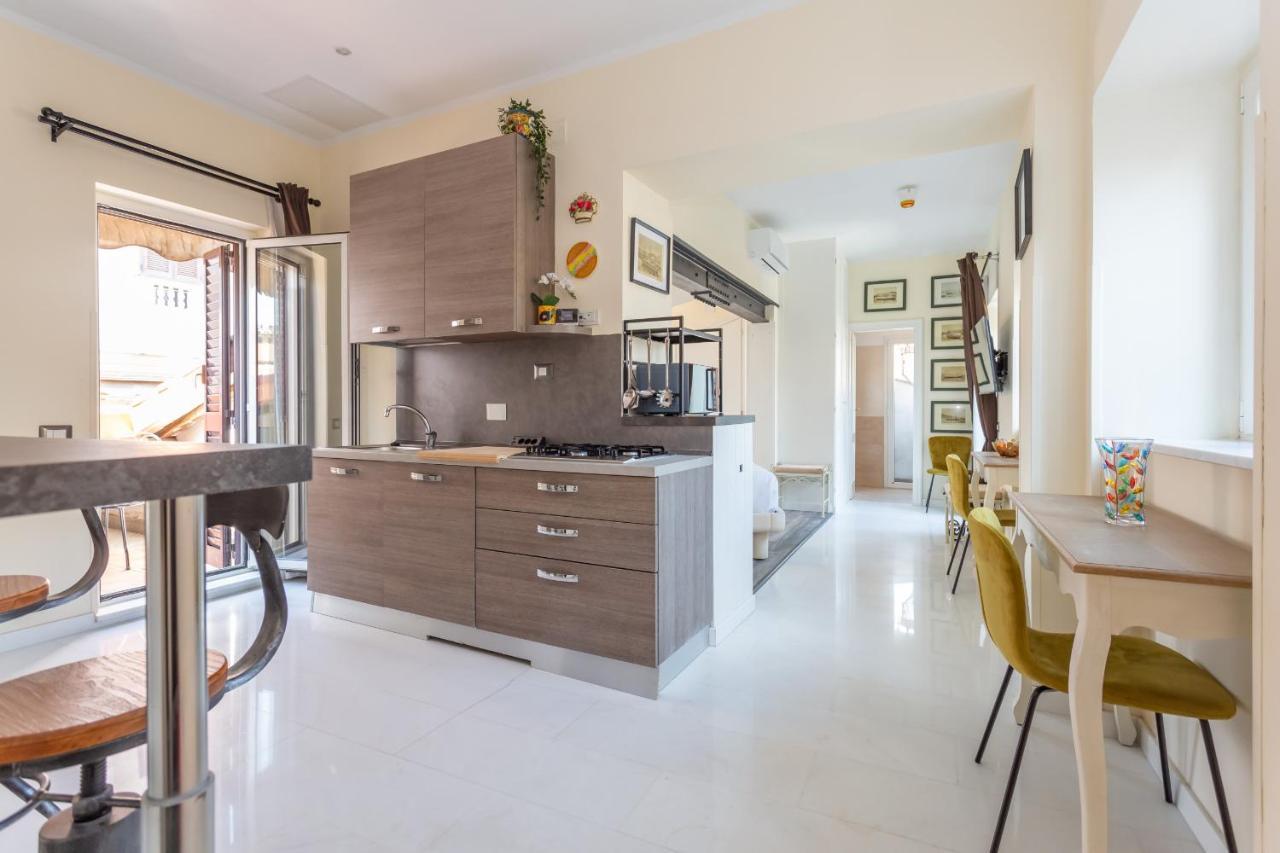The B Rooftop Apartment Roma Esterno foto